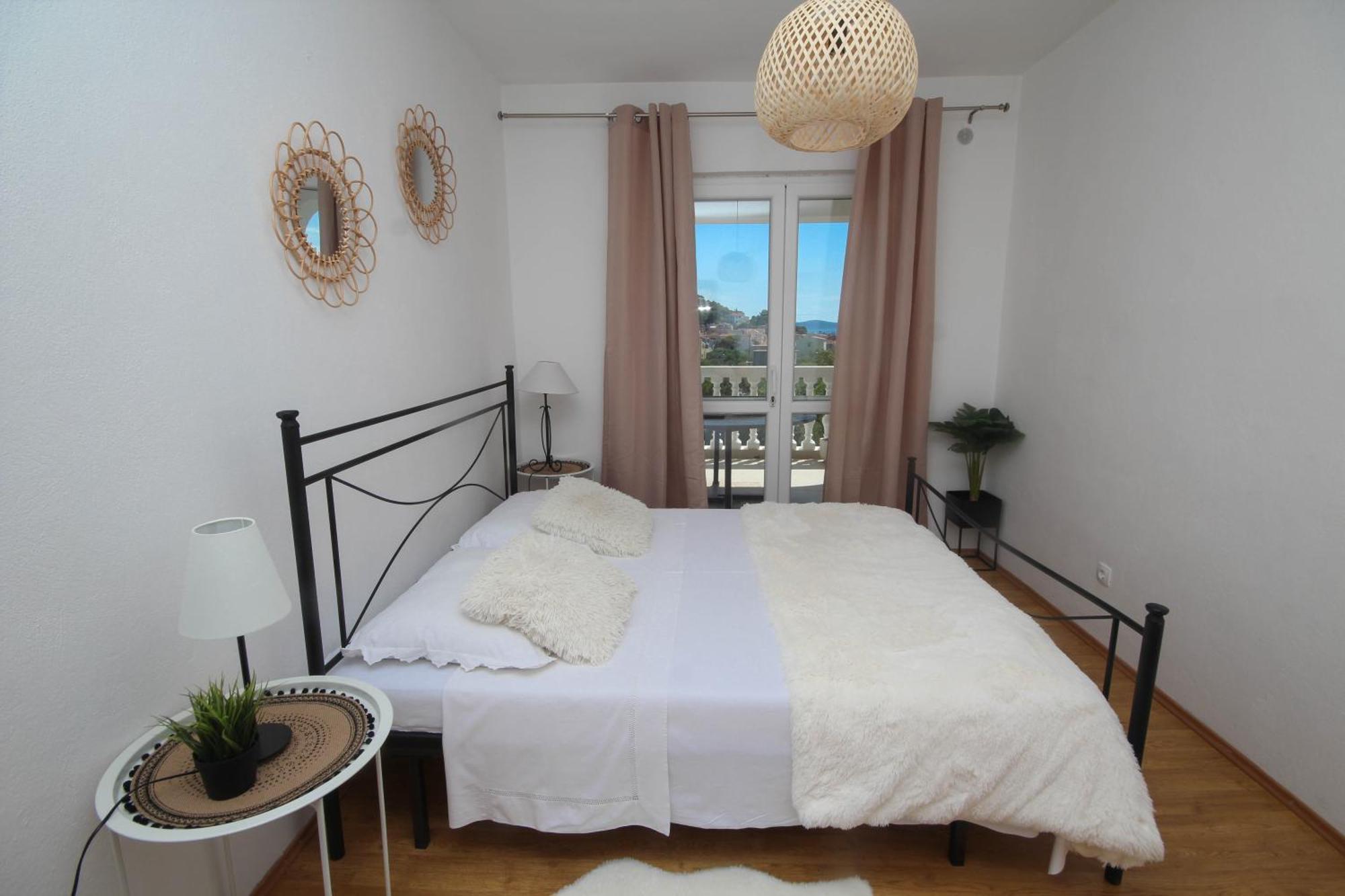 Lola'S Apartments Tribalj 部屋 写真