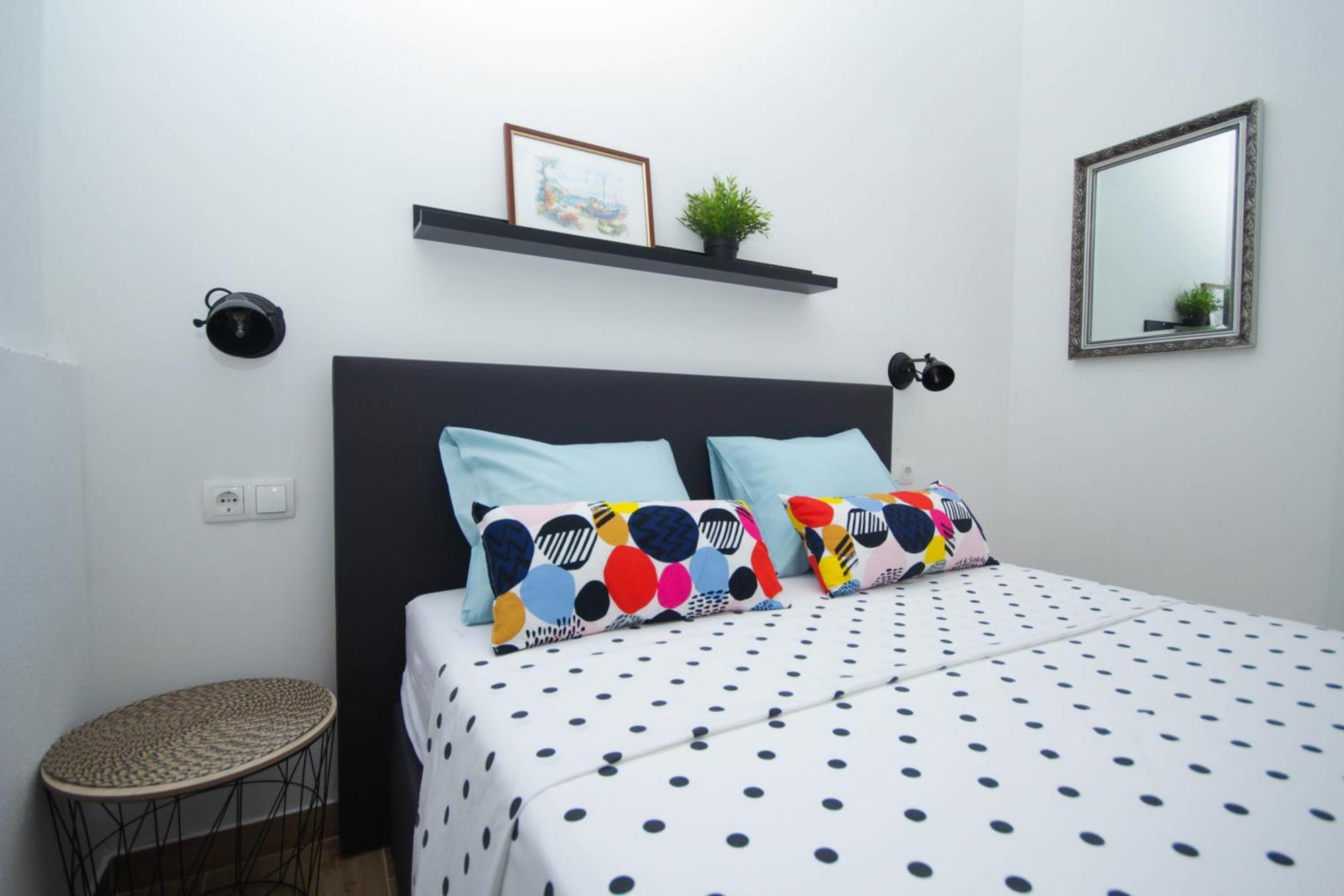 Lola'S Apartments Tribalj エクステリア 写真