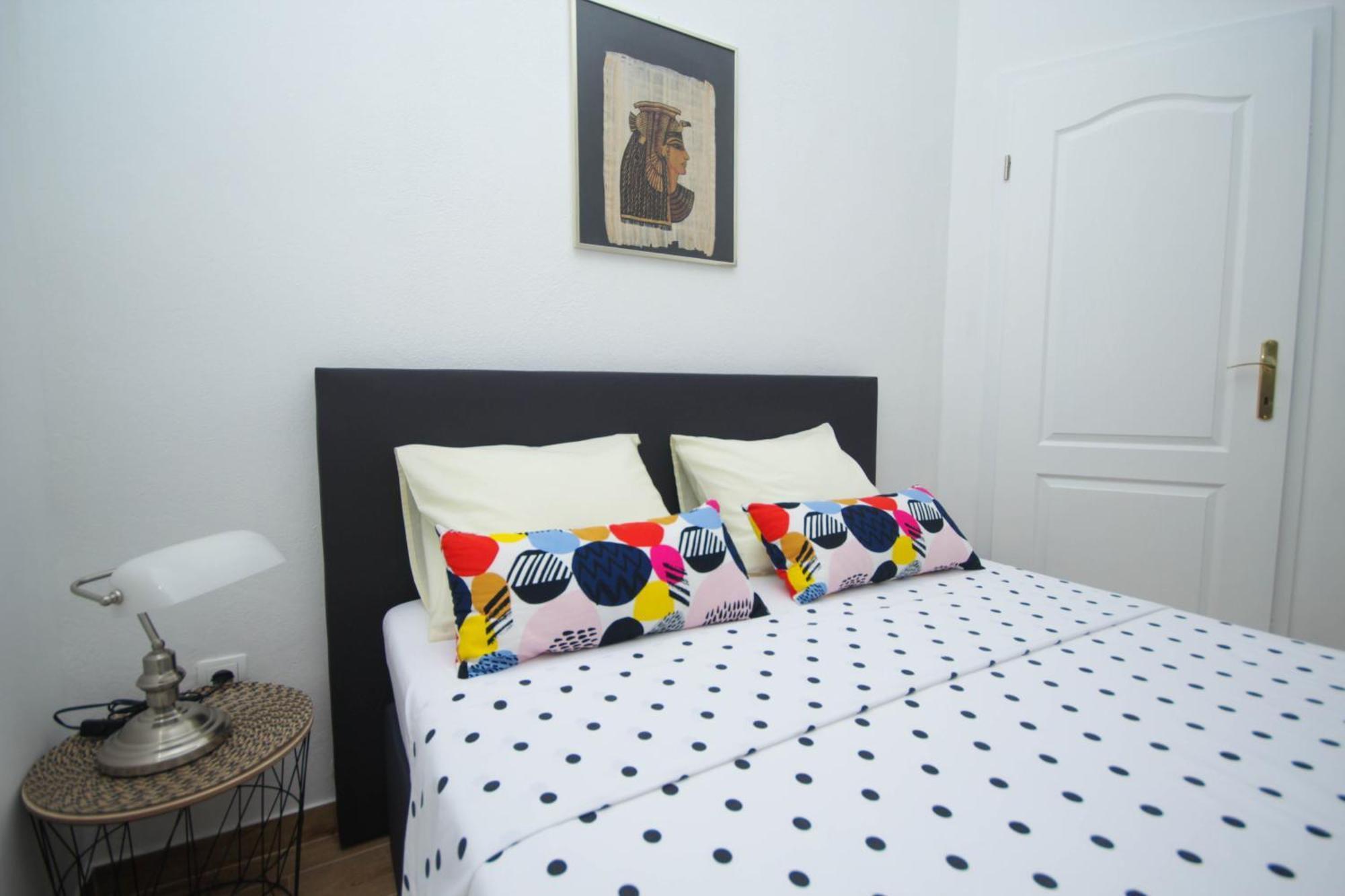 Lola'S Apartments Tribalj 部屋 写真