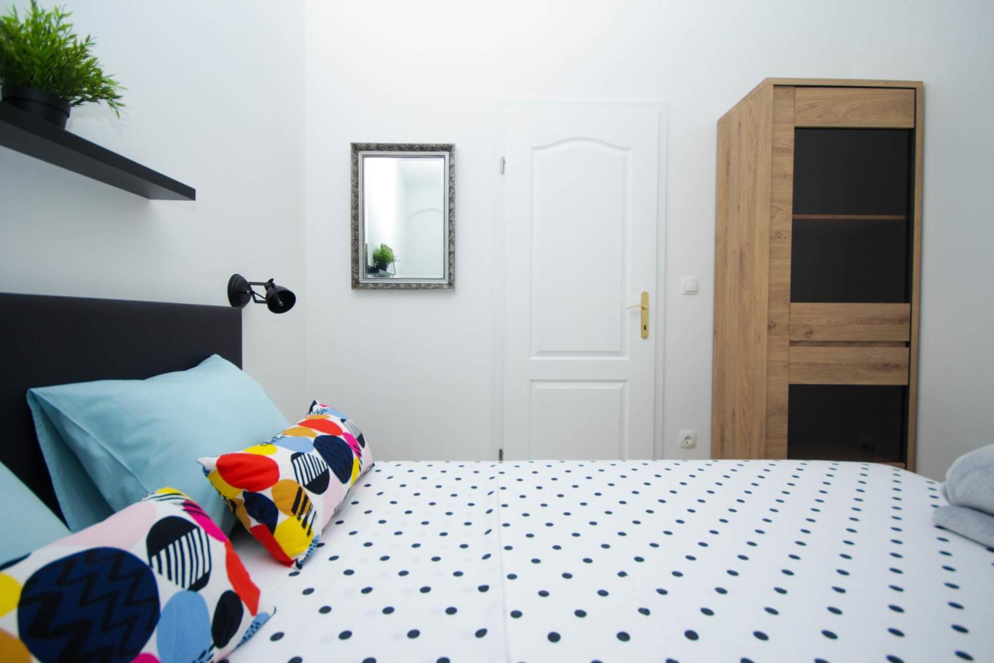 Lola'S Apartments Tribalj エクステリア 写真